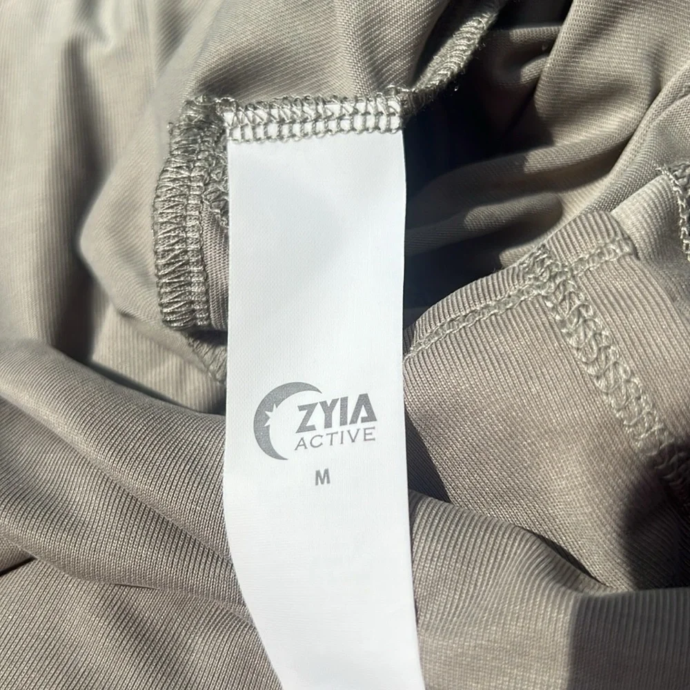 Zyia activewear jumpsuit size M NWT - Picture 9 of 11